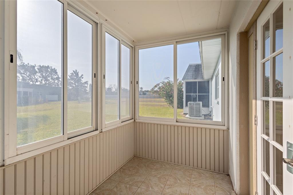 3801 42nd Street West Bradenton, FL 34205 - Photo 24 of 34 a view of an empty room with a window