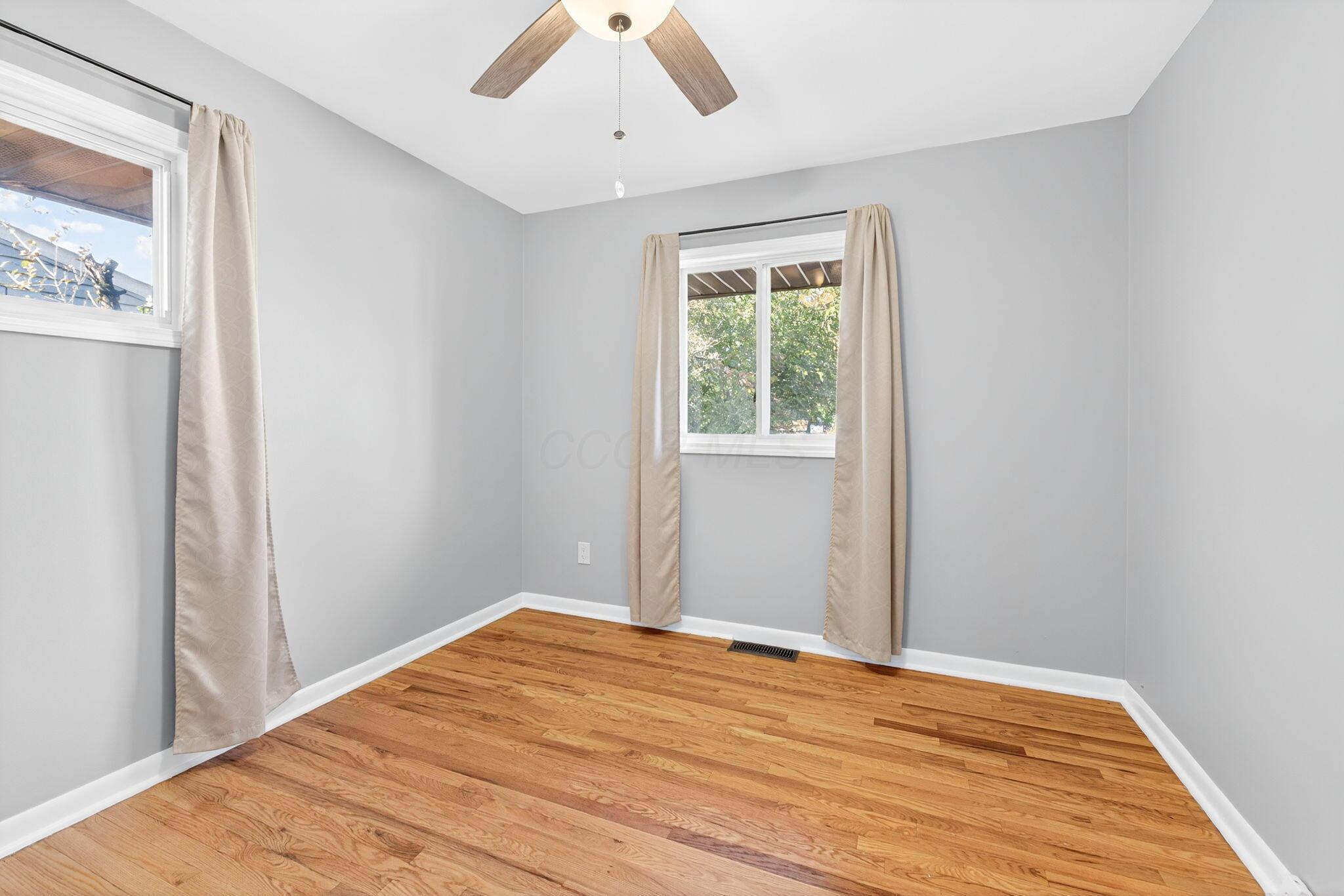 2579 Eakin Road Columbus, OH 43204 - Photo 39 of 84 bedroom2