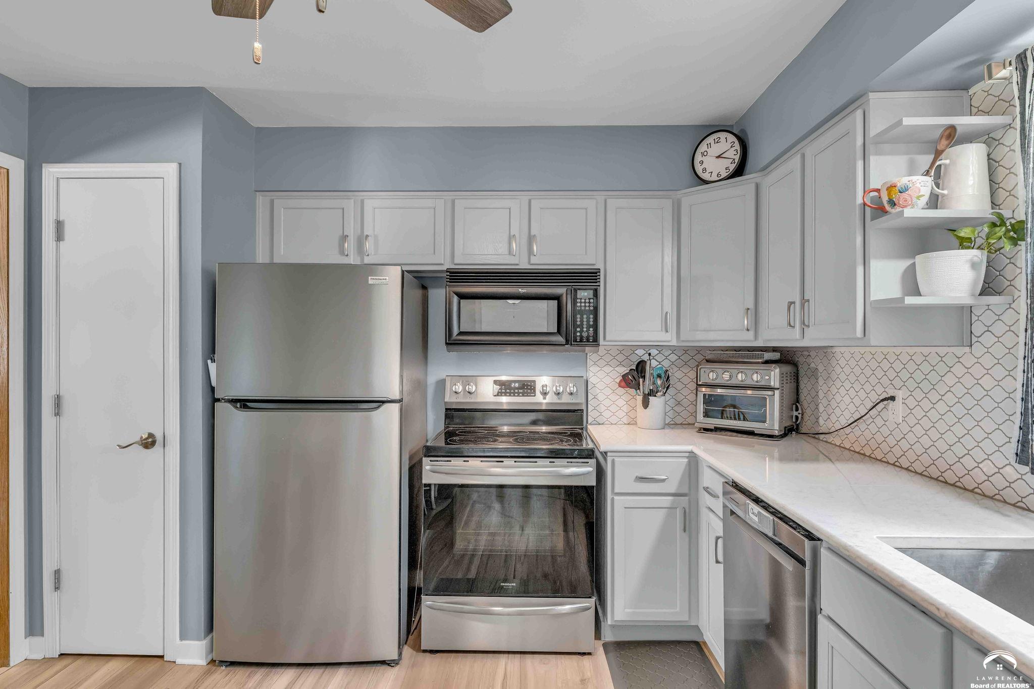 3409 Trail Road Lawrence, KS 66049 - Photo 16 of 39