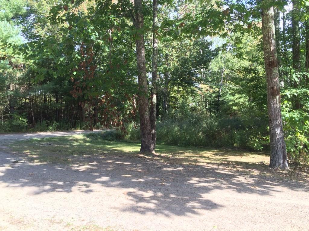 22 Graylock Road Warren, ME 04864 - Photo 9 of 32 Circular driveway