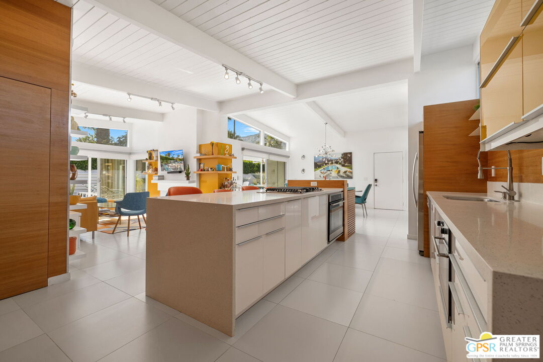 805 East Garden Road Palm Springs, CA 92262 - Photo 14 of 44