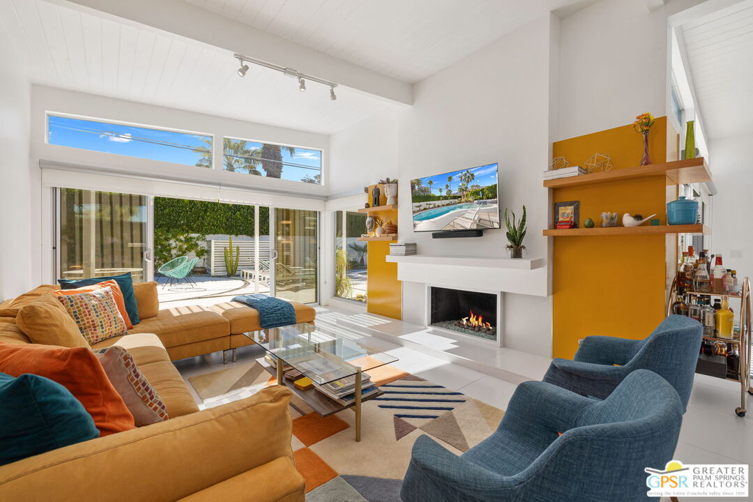 805 East Garden Road Palm Springs, CA 92262 - Photo 19 of 44