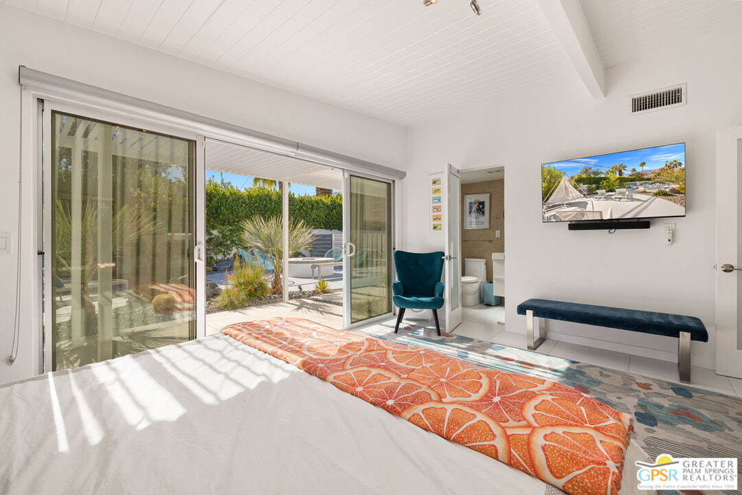 805 East Garden Road Palm Springs, CA 92262 - Photo 33 of 44