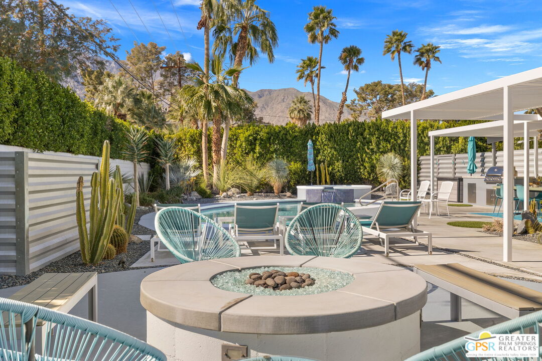 805 East Garden Road Palm Springs, CA 92262 - Photo 43 of 44
