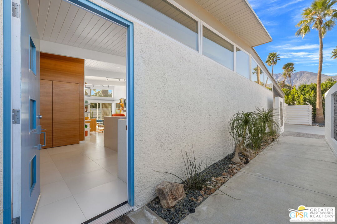 805 East Garden Road Palm Springs, CA 92262 - Photo 10 of 44