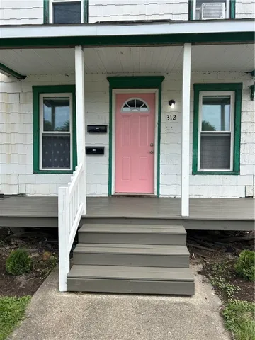 $1,200 | 312 A Washington Street, Elmira, NY 14901