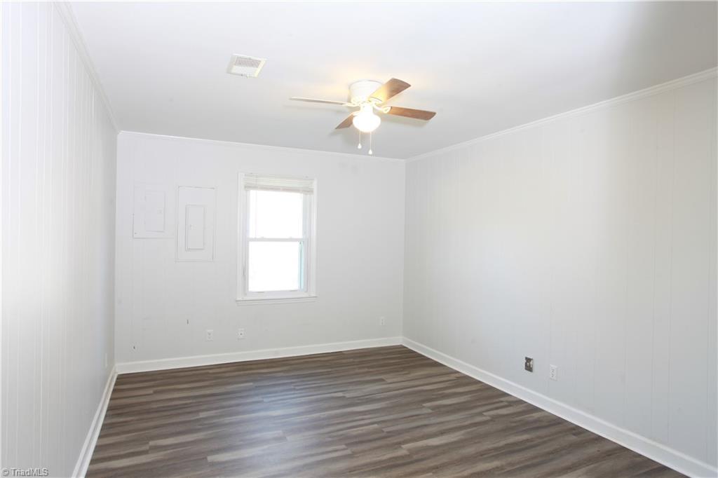 8040 National Service Road Colfax, NC 27235 - Photo 4 of 18