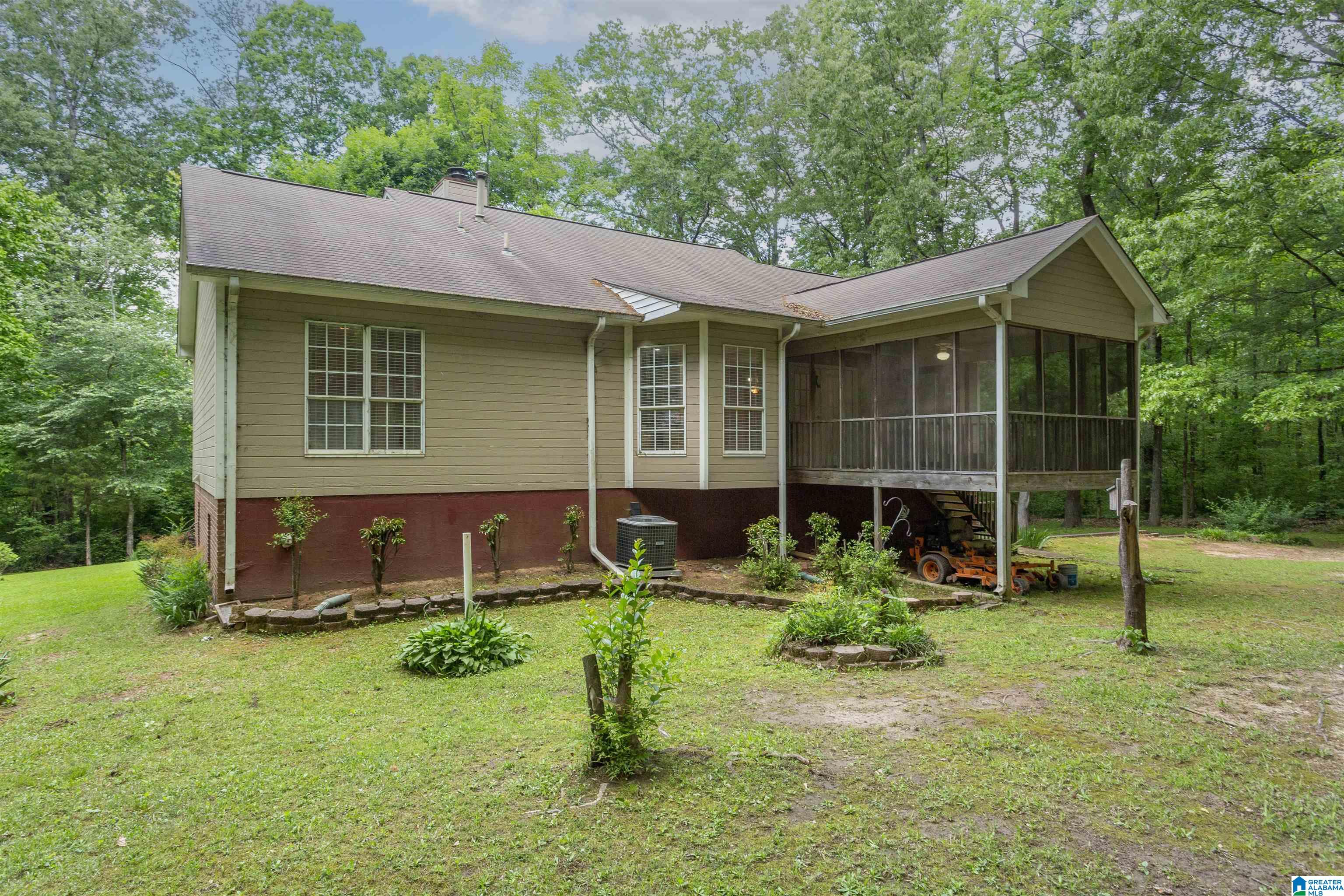 1951 Eastern Valley Road Bessemer, AL 35022 - Photo 7 of 49