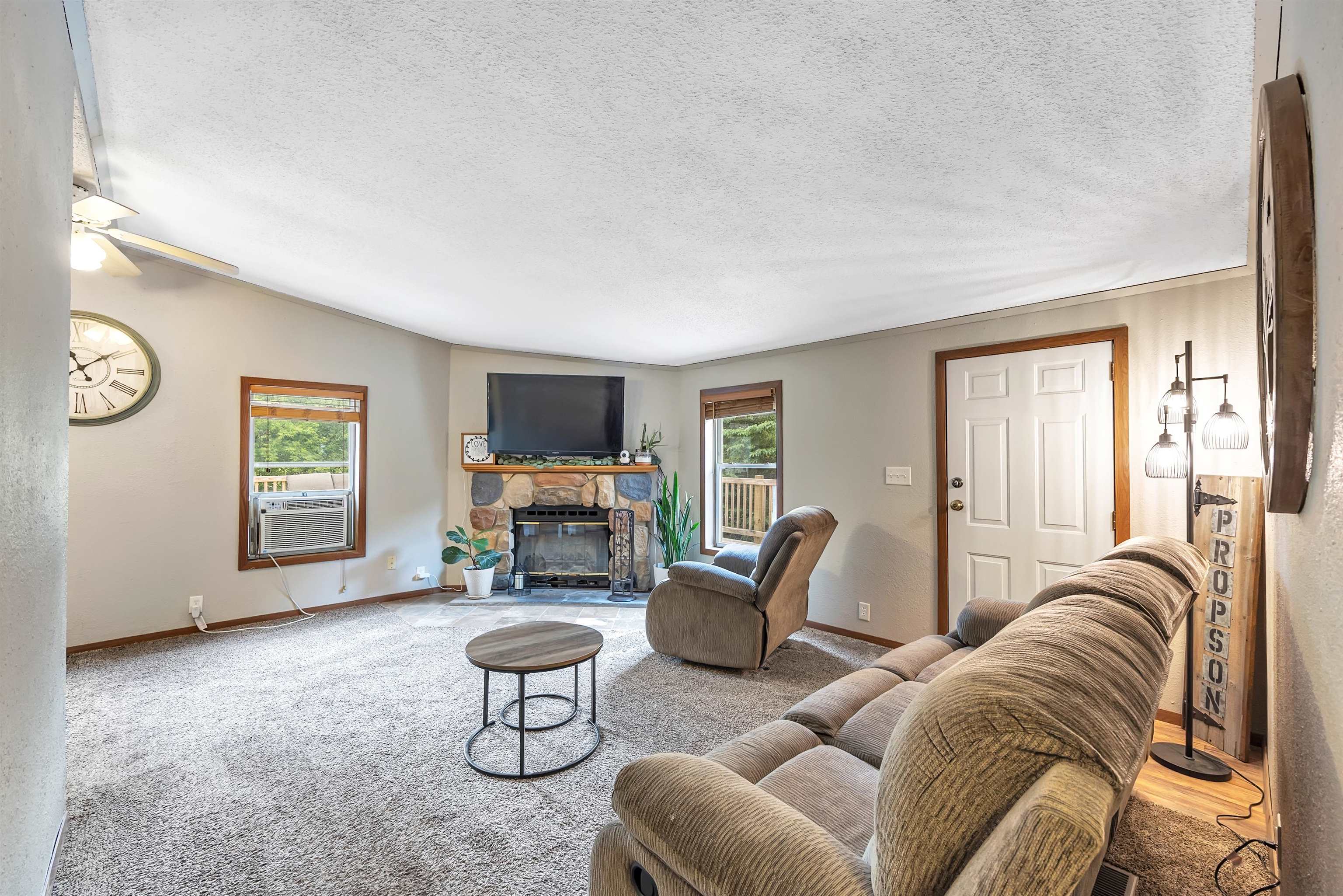 13118 Zander Road Denmark, WI 54208 - Photo 4 of 38
