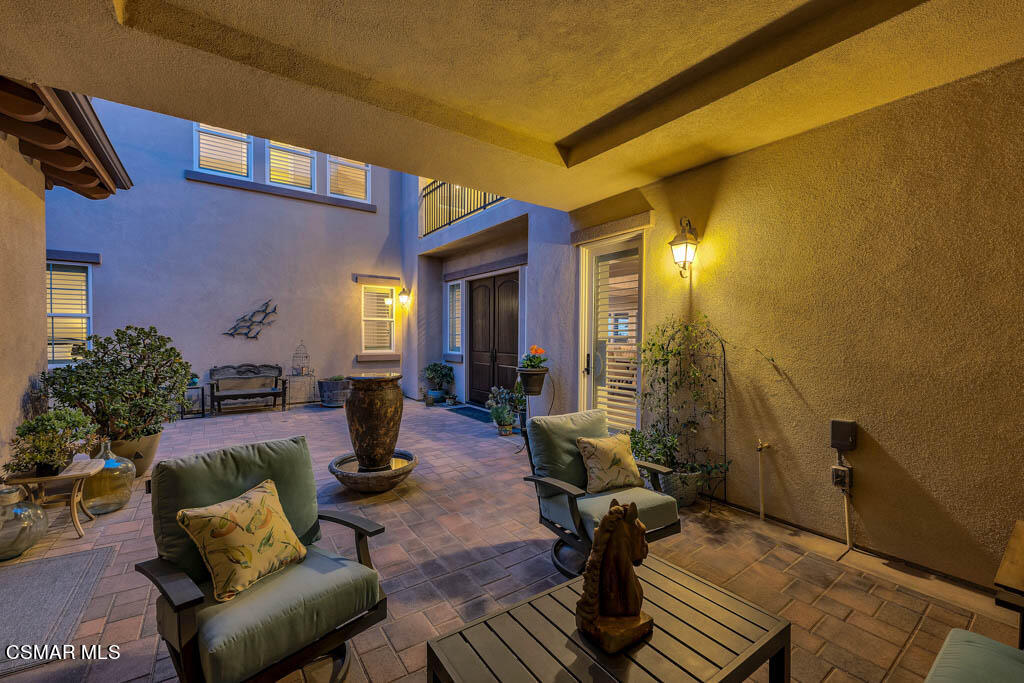 7307 Nicklaus Road Moorpark, CA 93021 - Photo 3 of 96 7307 Nicklaus Rd - HsHProd-1010