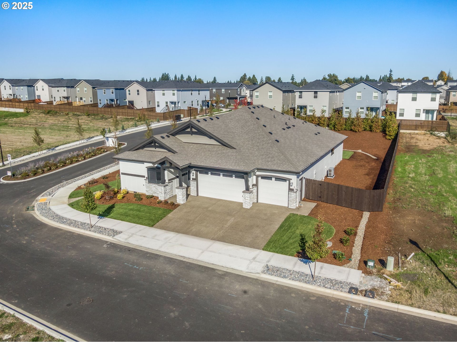 17104 Northwest 7th Avenue Ridgefield, WA 98642 - Photo 2 of 38