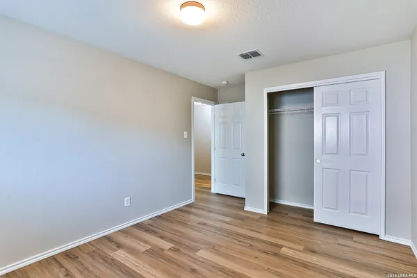 $1,950 | 233 North Willow Way, Cibolo, TX 78108