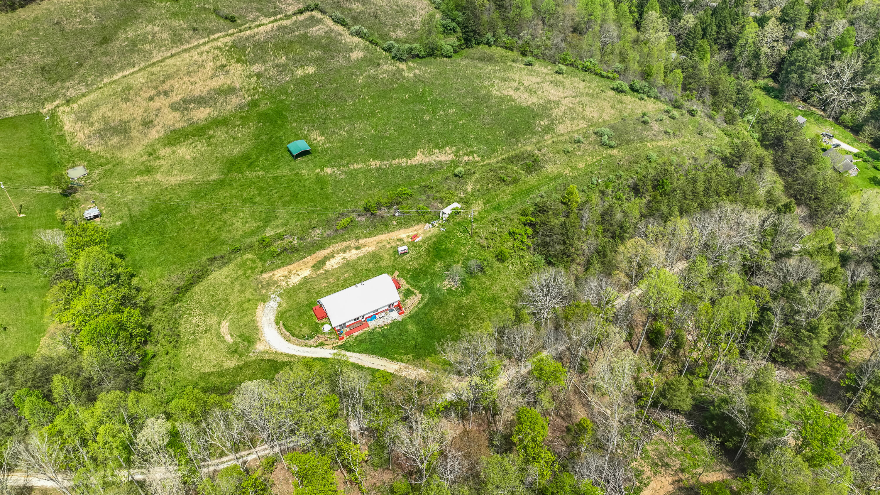 755 Huff School Road McKee, KY 40447 - Photo 4 of 53 755 Huff School Rd-10