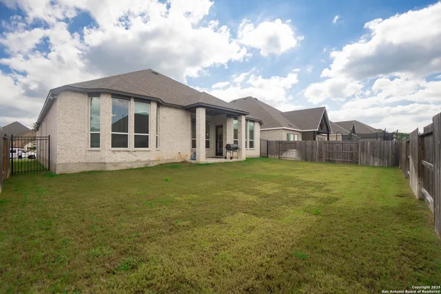$639,900 | 119 Huntwick Drive, Boerne, TX 78006