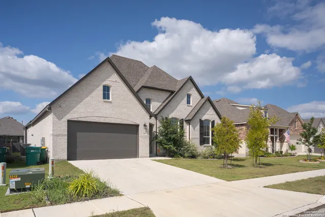 $639,900 | 119 Huntwick Drive, Boerne, TX 78006