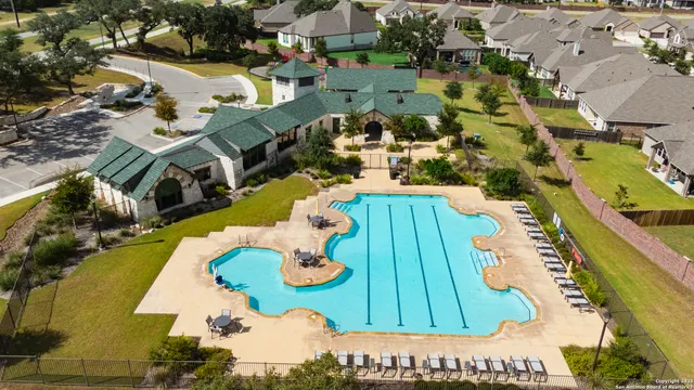 $639,900 | 119 Huntwick Drive, Boerne, TX 78006