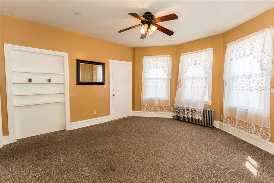 316 Orms Street Providence, RI 02908 - Photo 2 of 40