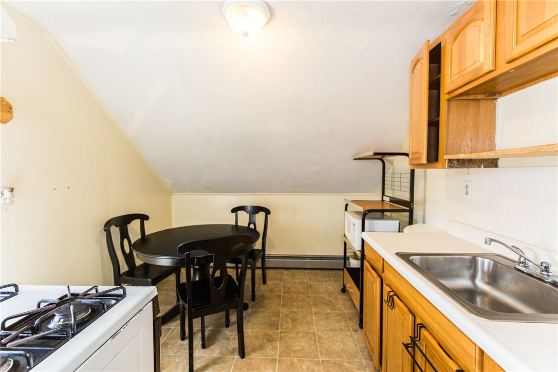 316 Orms Street Providence, RI 02908 - Photo 26 of 40