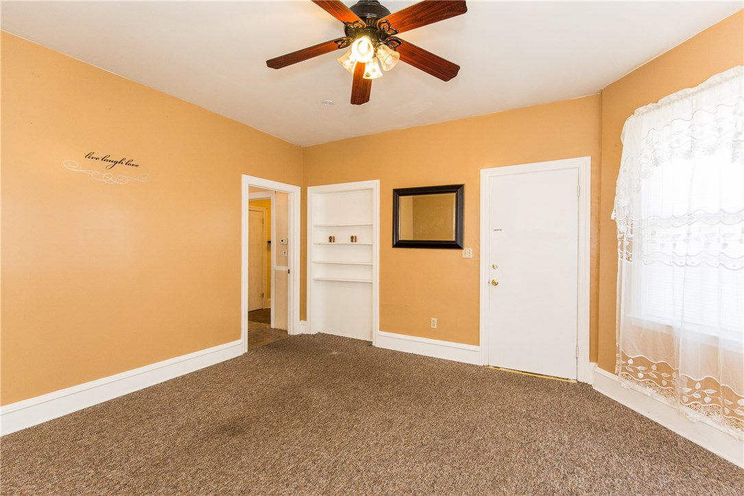 316 Orms Street Providence, RI 02908 - Photo 3 of 40