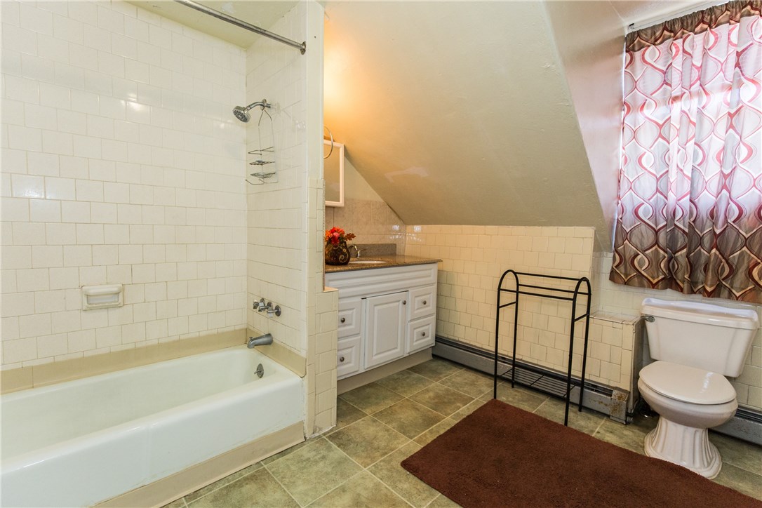 316 Orms Street Providence, RI 02908 - Photo 33 of 40