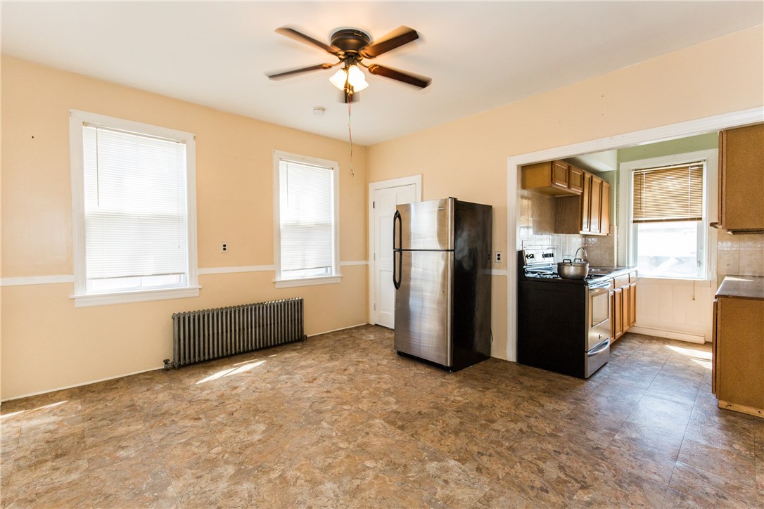 316 Orms Street Providence, RI 02908 - Photo 4 of 40