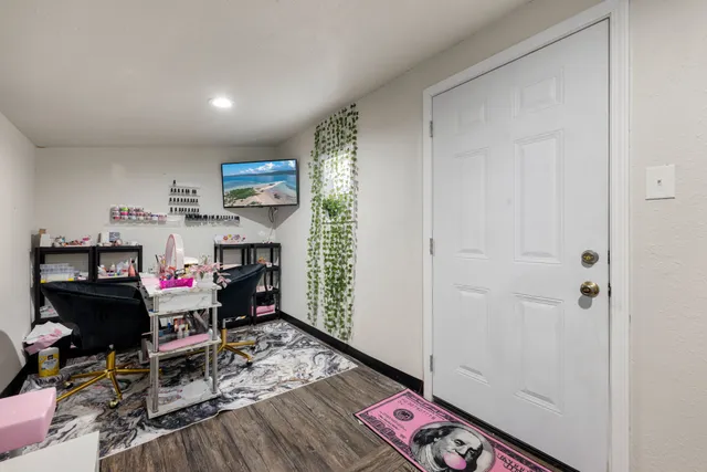 a view of a back yard of the house