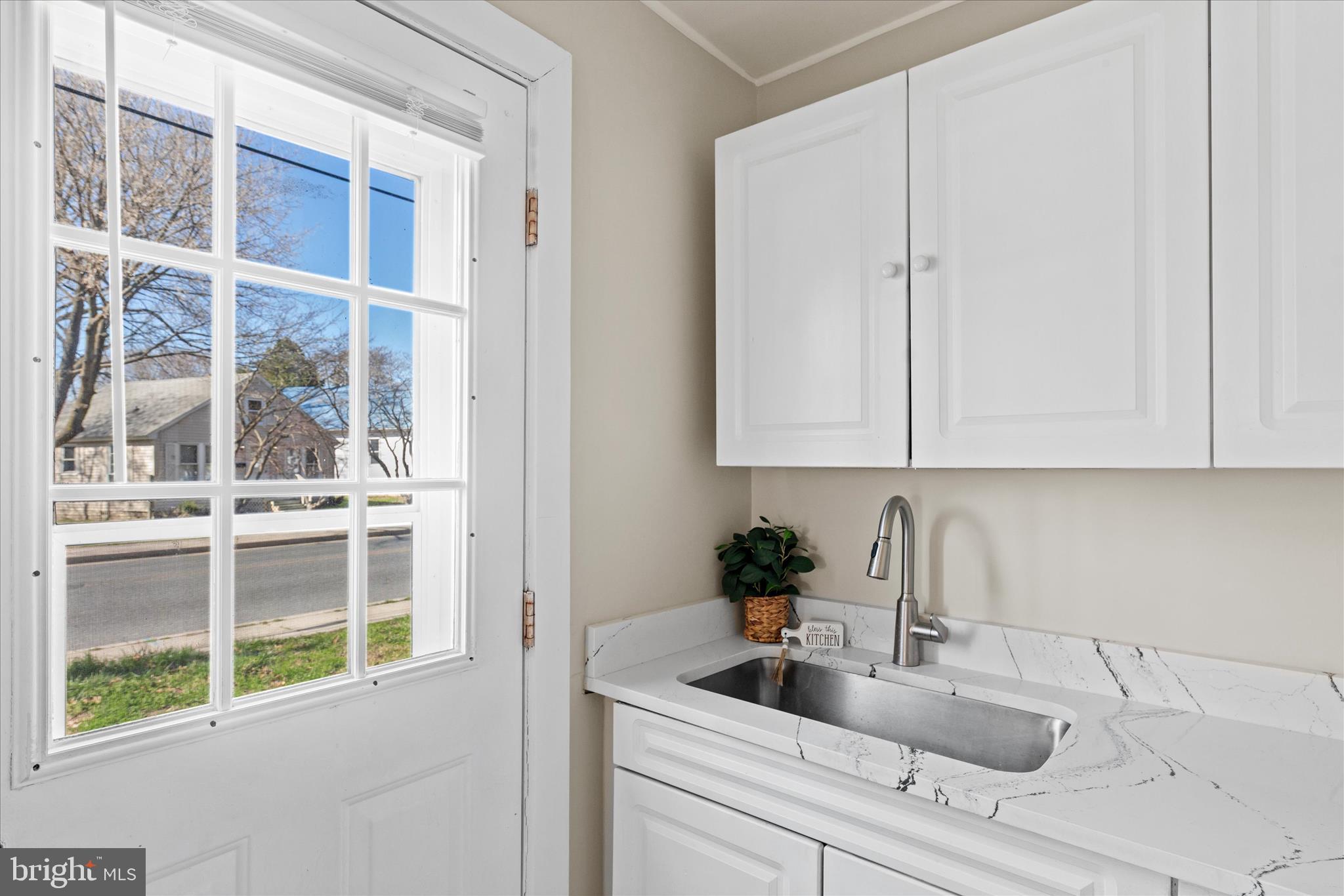 705 Roger Street Salisbury, MD 21804 - Photo 12 of 24 Kitchen with Farmhouse Sink