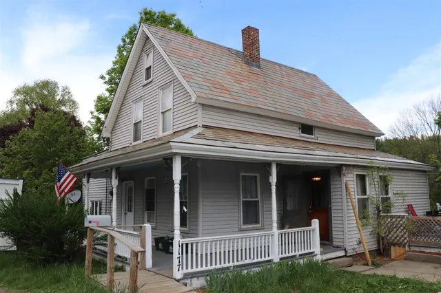 $279,900 | 1177 Western Avenue, Brattleboro, VT 05301