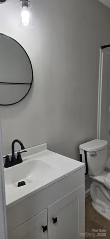 a close view of sink and tap