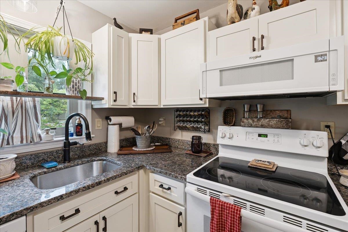 58 Branch Turnpike, Unit 20 Concord, NH 03301 - Photo 9 of 23