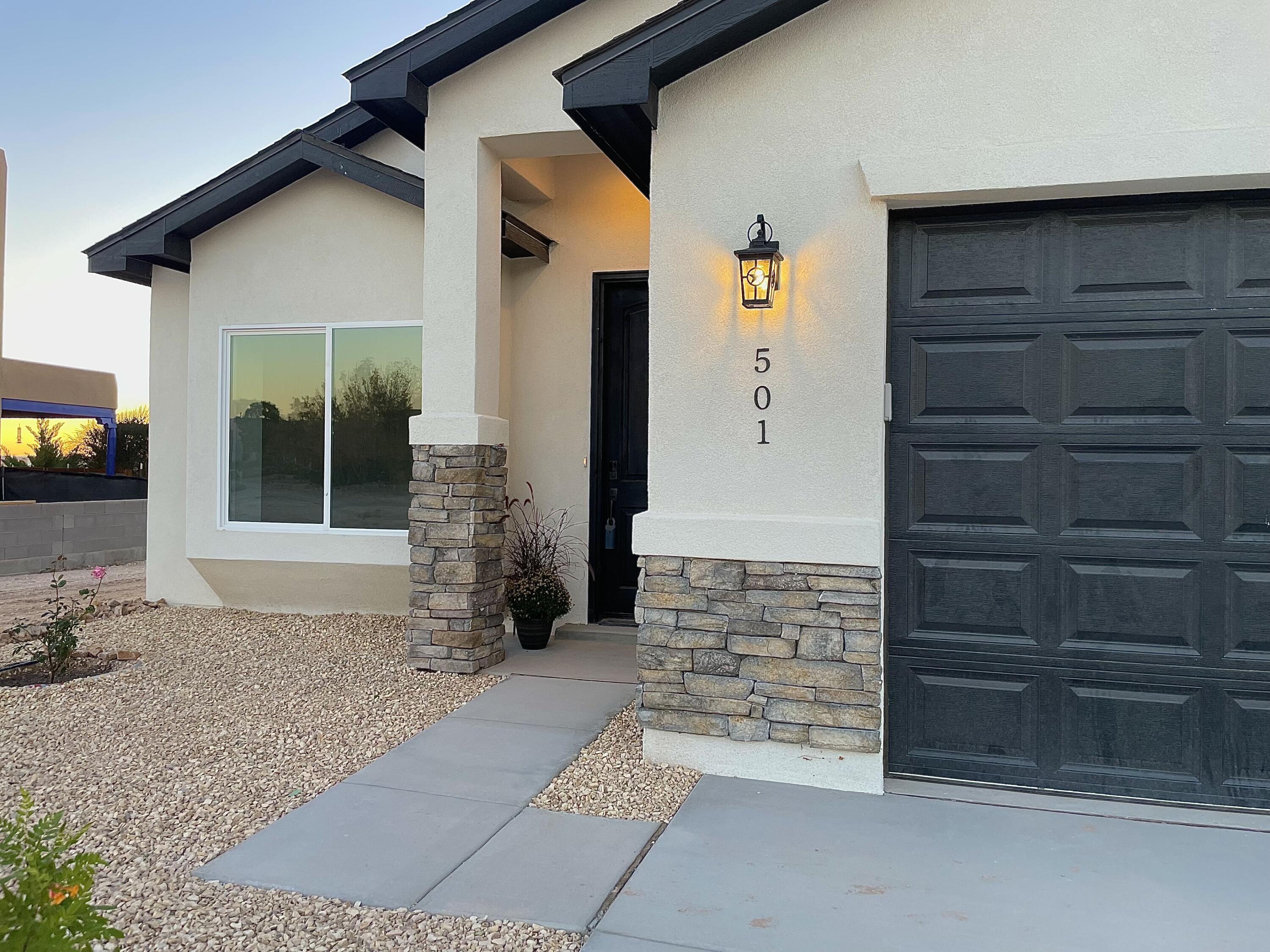 501 6th Street Northeast Rio Rancho, NM 87124 - Photo 1 of 1 Gallery Image 1