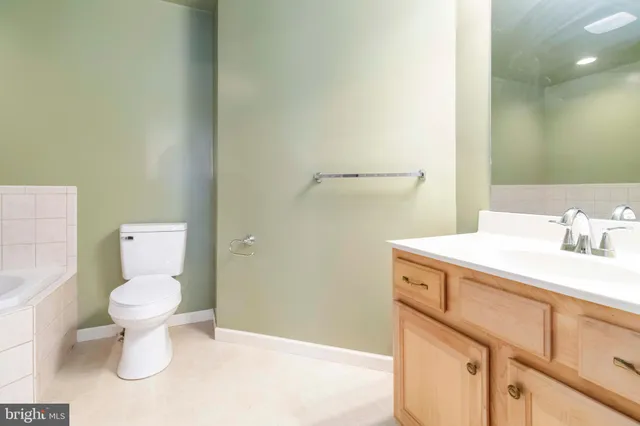 $369,900 | 25 Carousel Circle, Hershey, PA 17033