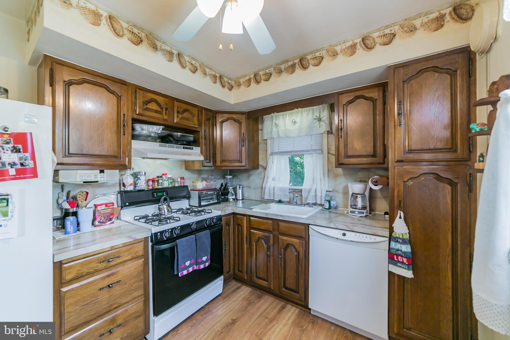 3801 Fairdale Road Philadelphia, PA 19154 - Photo 8 of 30 Gallery Image 8