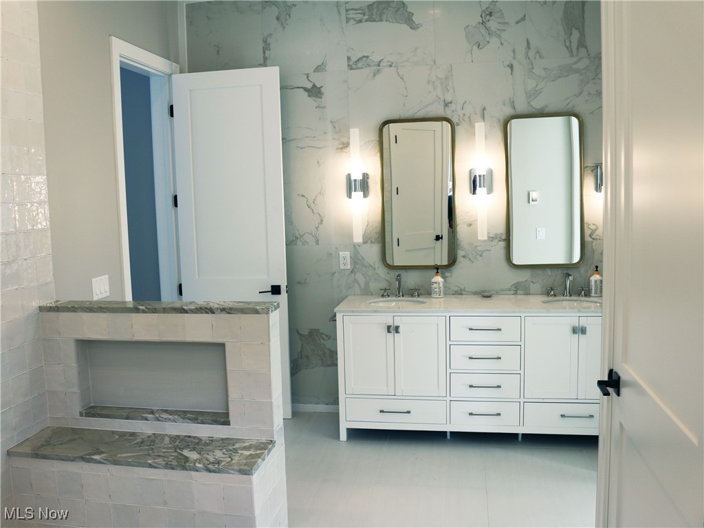 4391 Lockwood Road Perry, OH 44081 - Photo 25 of 49 Master Bath