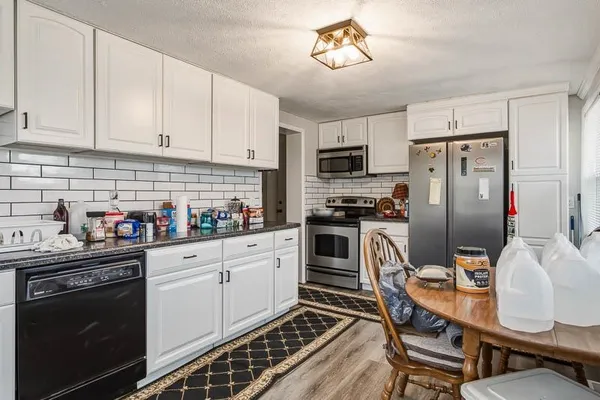 $225,900 | 3115 20th Street, Rockford, IL 61109