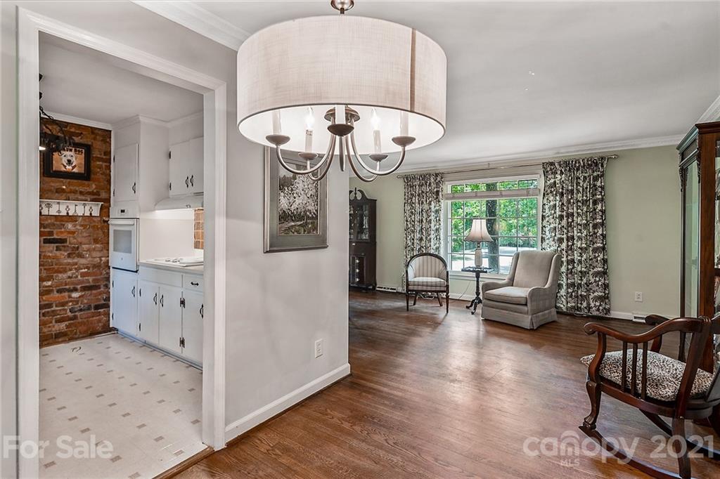 4727 Fairheath Road Charlotte, NC 28210 - Photo 12 of 41 Gallery Image 12