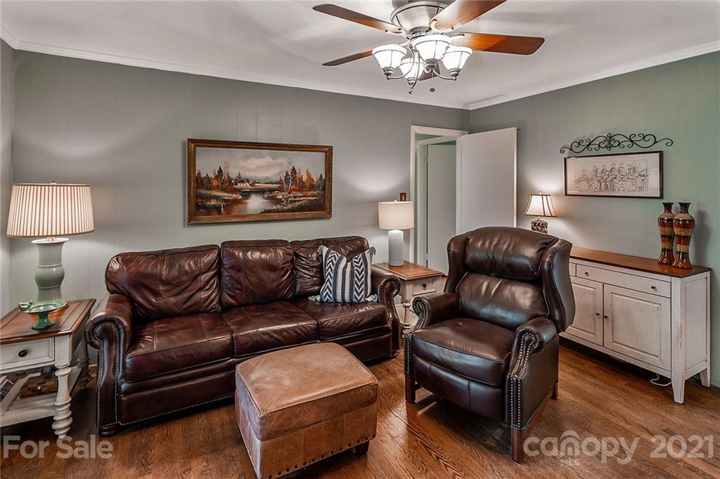 4727 Fairheath Road Charlotte, NC 28210 - Photo 20 of 41 Gallery Image 20