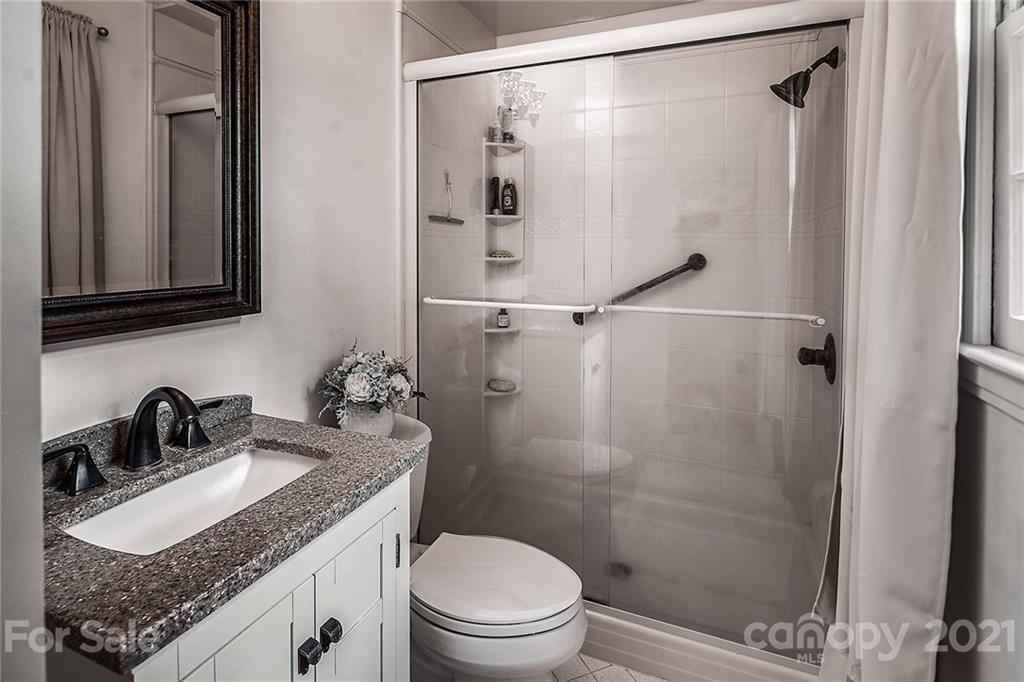 4727 Fairheath Road Charlotte, NC 28210 - Photo 28 of 41 Gallery Image 28