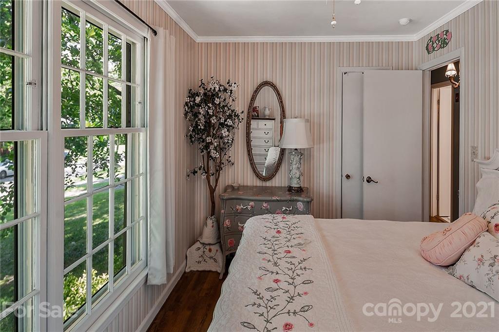4727 Fairheath Road Charlotte, NC 28210 - Photo 30 of 41 Gallery Image 30