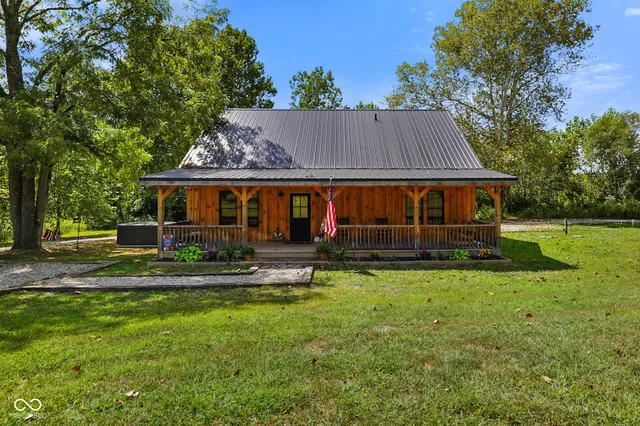 $599,999 | 5618 Hoover Road, Nashville, IN 47448