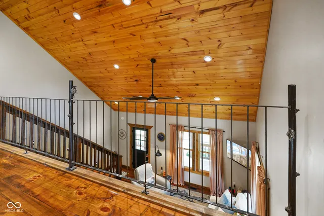 $599,999 | 5618 Hoover Road, Nashville, IN 47448