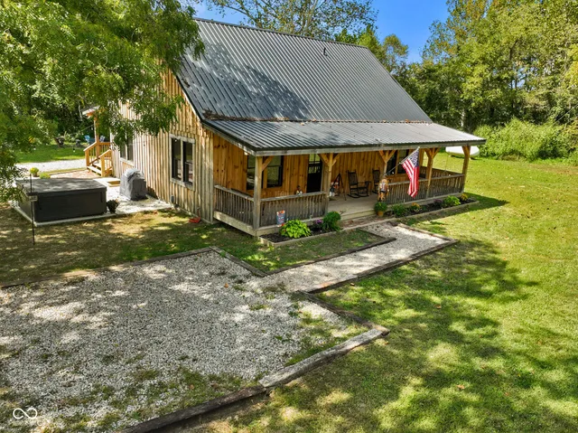 $599,999 | 5618 Hoover Road, Nashville, IN 47448