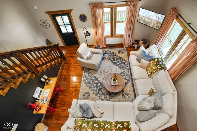 $599,999 | 5618 Hoover Road, Nashville, IN 47448