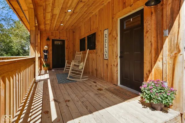 $599,999 | 5618 Hoover Road, Nashville, IN 47448