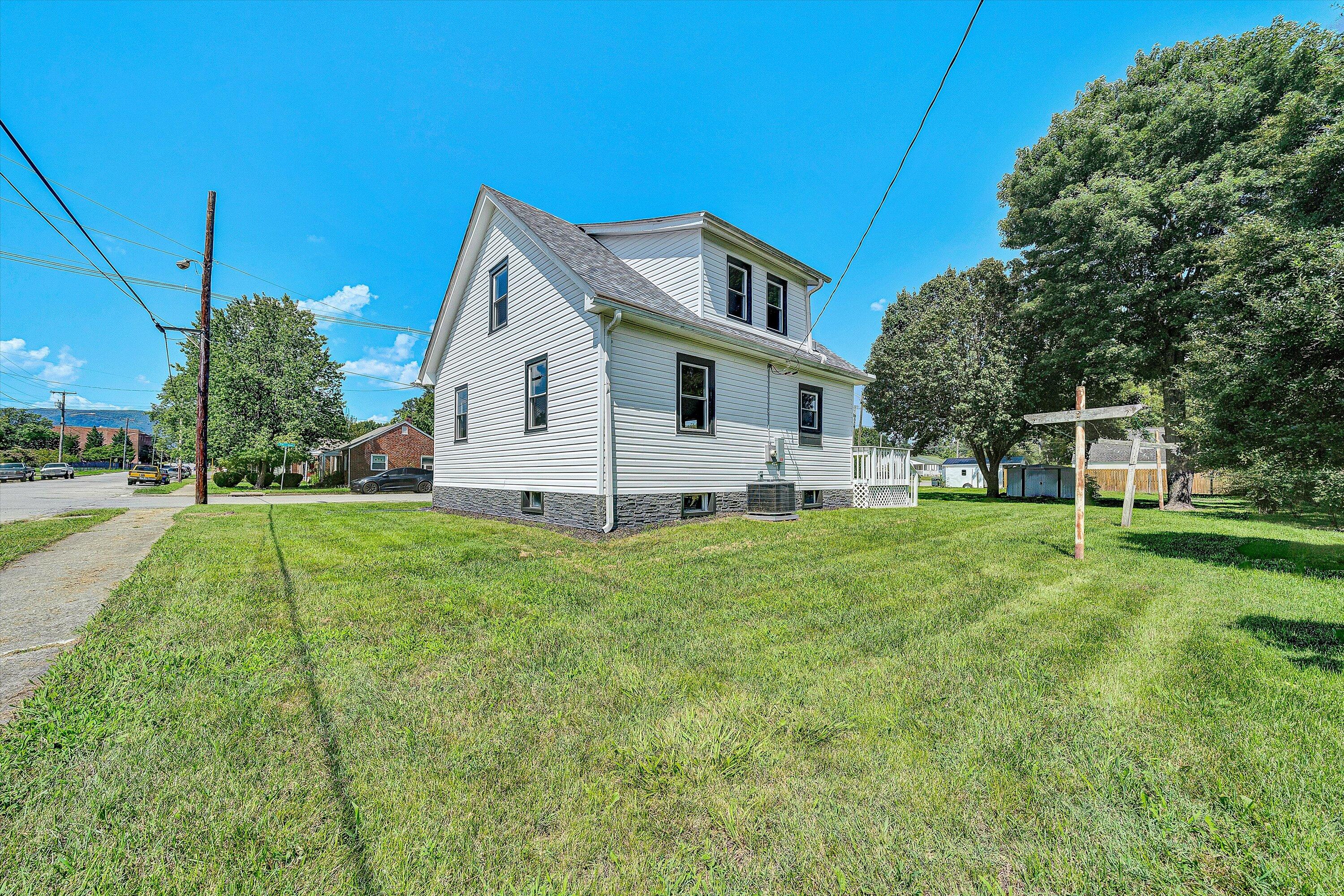 402 7th Street Salem, VA 24153 - Photo 30 of 33 31-VM-08912