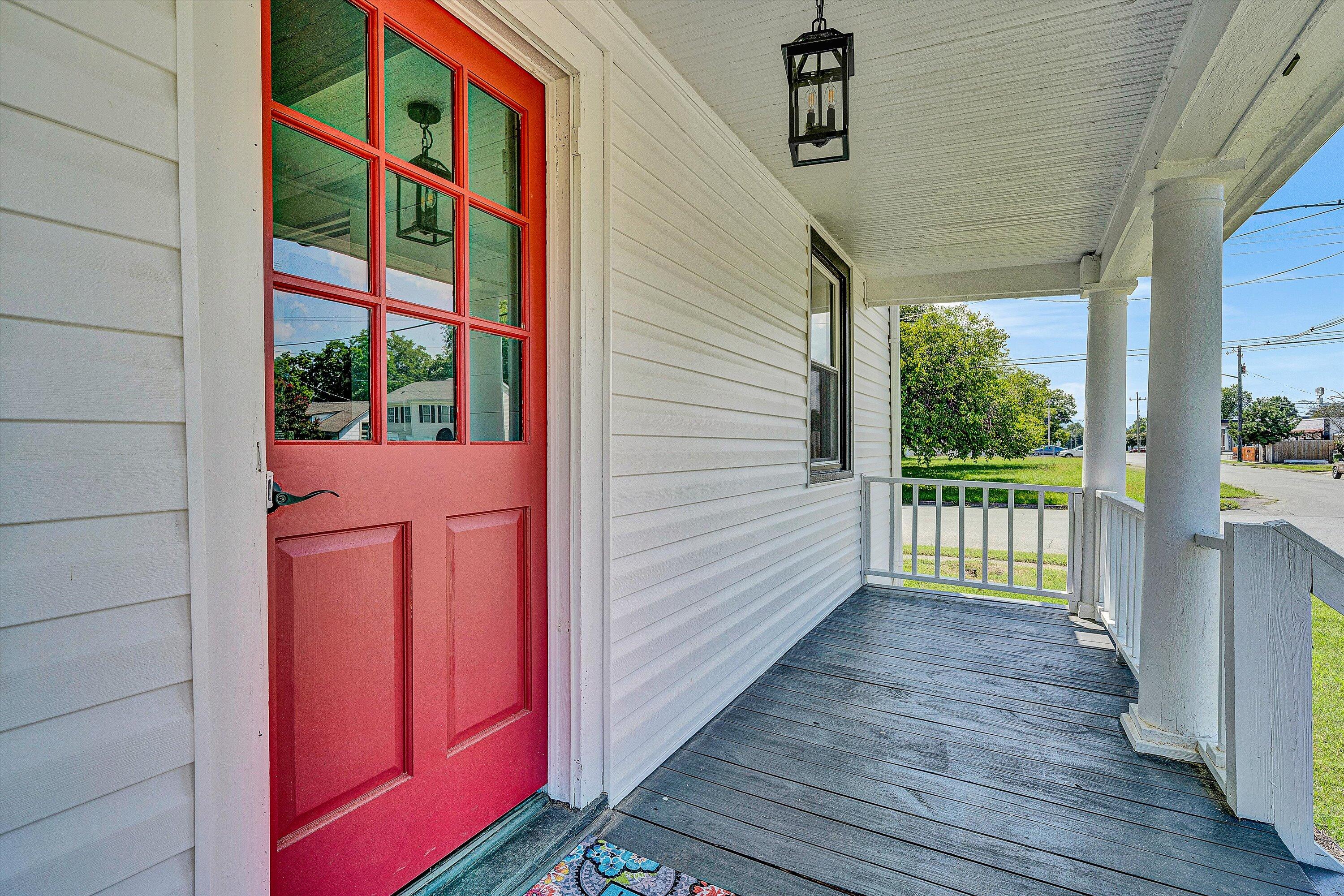 402 7th Street Salem, VA 24153 - Photo 4 of 33 03-VM-08917