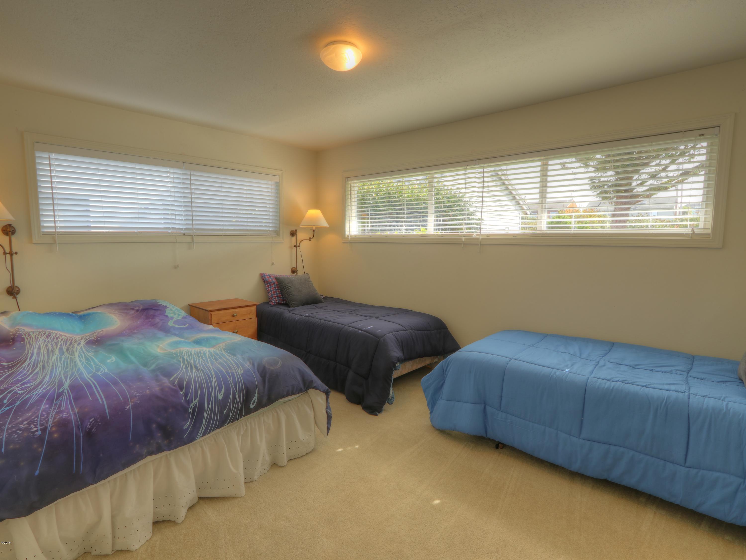 1032 Southwest Mark Street Newport, OR 97365 - Photo 21 of 37 Bedroom 2