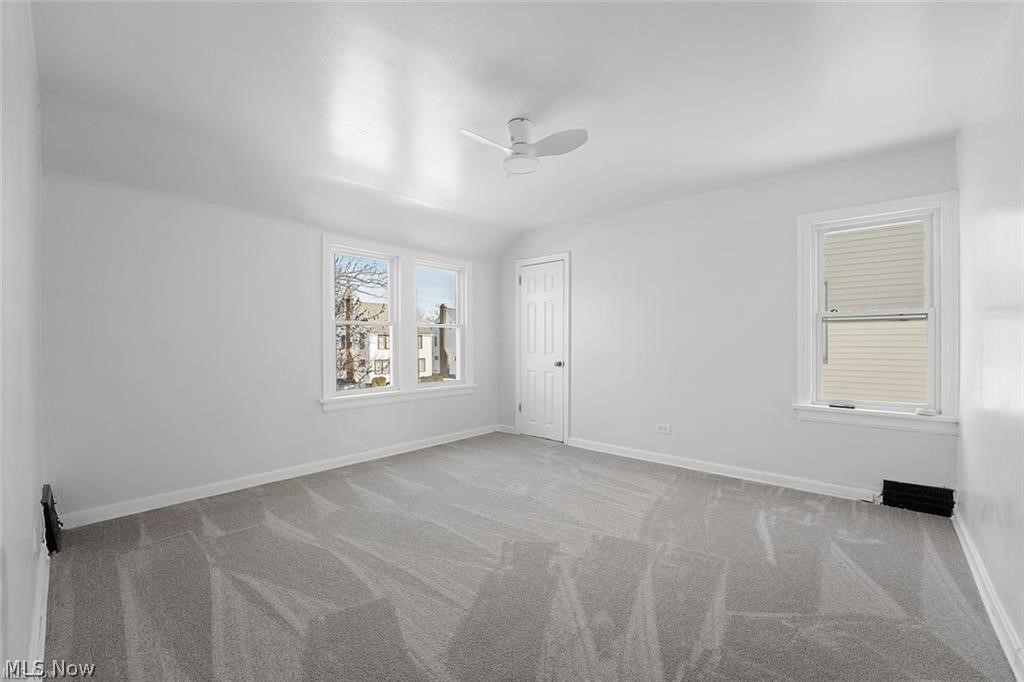 3406 Henderson Road Cleveland, OH 44112 - Photo 19 of 34
