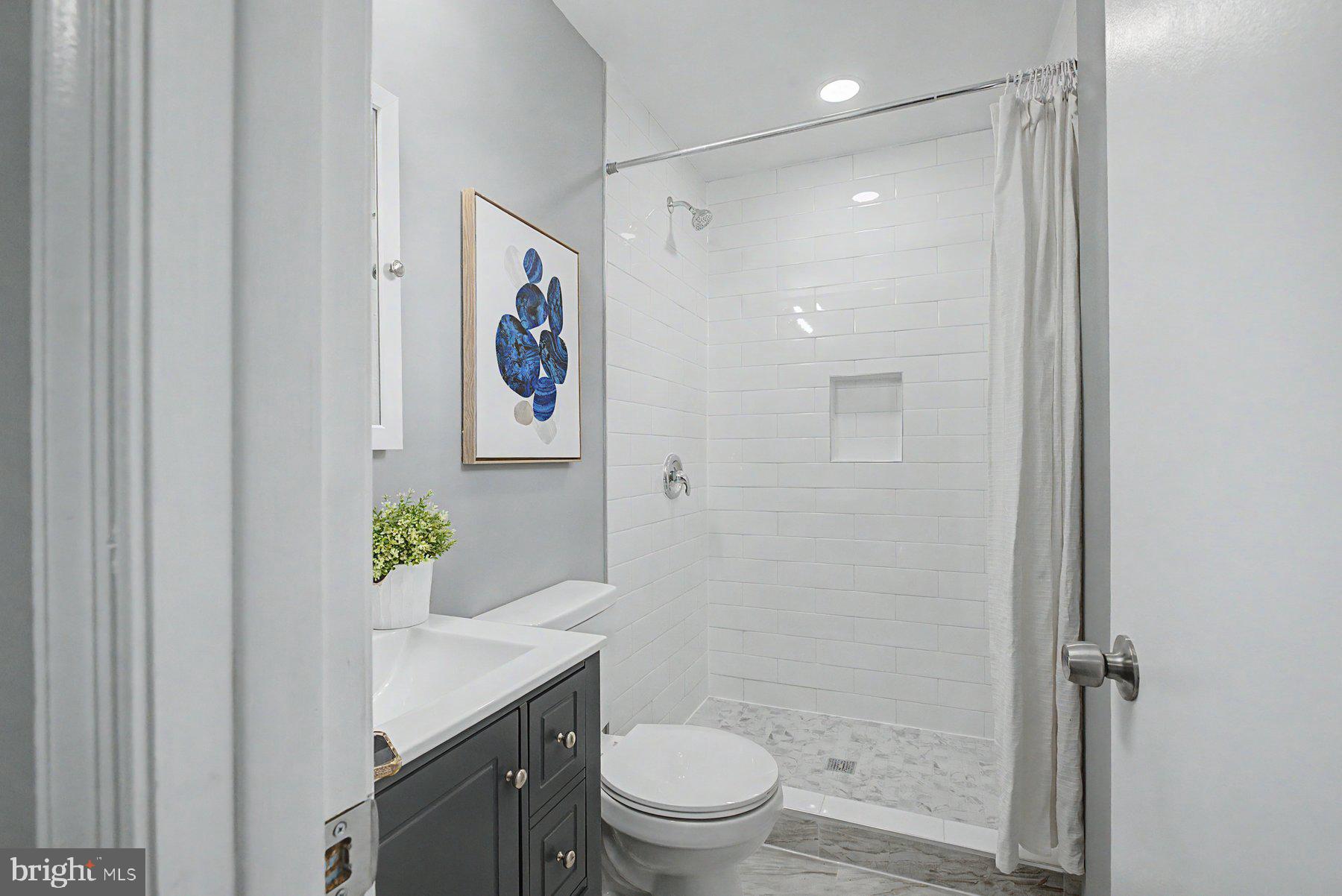 406 Silver Run Road Edgewater, MD 21037 - Photo 10 of 39