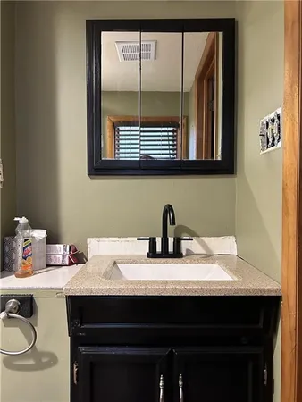 $1,300 | 814 Kennedy Place, West Elizabeth, PA 15088